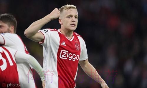 范德贝克:曾和皇马谈妥转会 出于某些原因没完成 范德贝克:曾和皇马谈妥转会 出于某些原因没完成