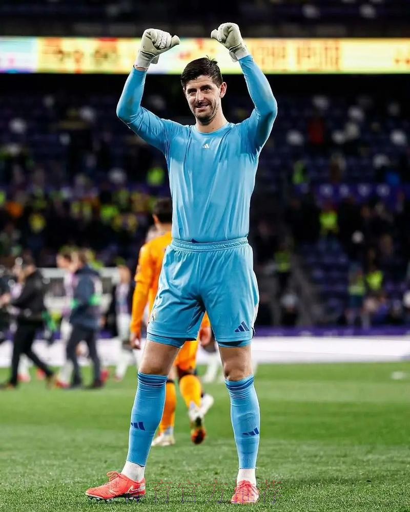 五大联赛第一人!库尔图瓦34场仅丢20球 18次零封 五大联赛第一人!库尔图瓦34场仅丢20球 18次零封